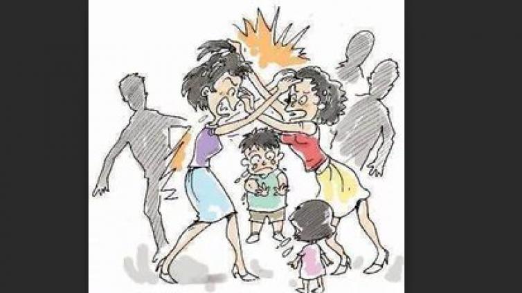 【课通学堂】孩子被撞，家长互殴？这就是中国式教育？