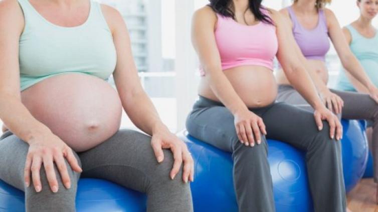 生孩子不痛又快的女性，可能是有3个优势，你占了几个